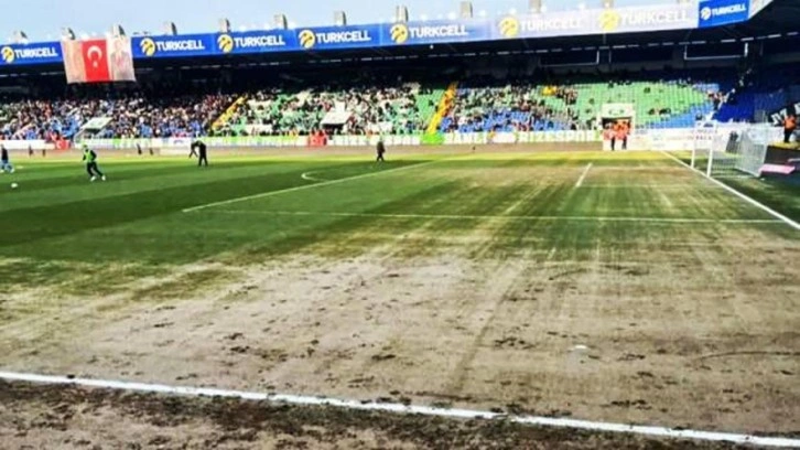 TFF'den Süper Lig ekibine son uyarı! Sahası kapanabilir