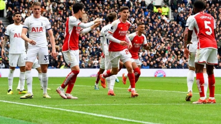 Tottenham'ı deviren Arsenal zriveyi bırakmadı