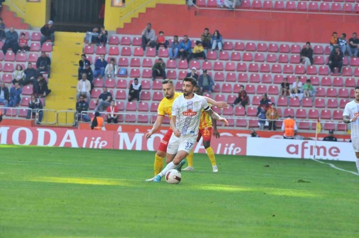 Trendyol Süper Lig: Kayserispor: 1 - Çaykur Rizespor: 0 (İlk yarı)