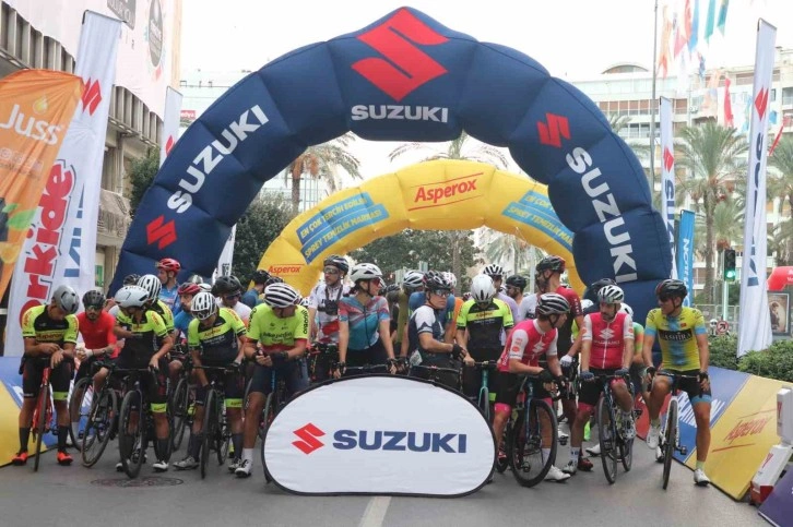 Turkcell Granfondo Yol Bisiklet Yarışı, İzmir’de başladı