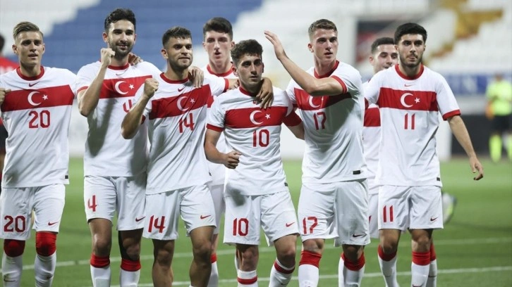 Ümit Milli Futbol Takımı, özel maçta yarın İskoçya'yı konuk edecek