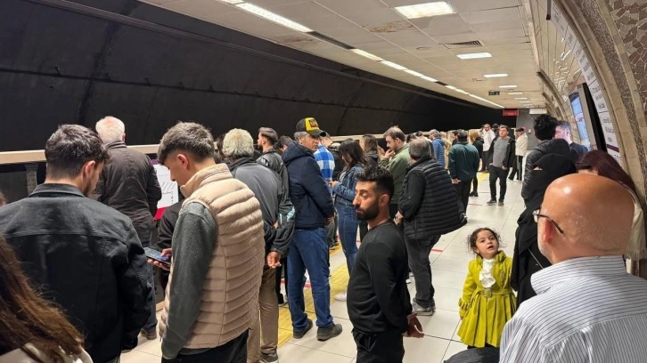 Üsküdar-Samandıra Metro Hattı'ndaki aksaklık 40 saattir çözülemedi