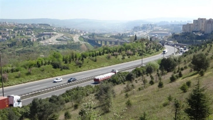 Valilik duyurdu: Tatil dönüşünde 'uzun araç' yasağı