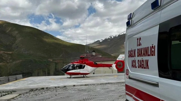 Van'da 53 yaşındaki hasta, ambulans helikopterle hastaneye nakledildi