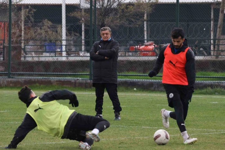 Yılmaz Vural yönetimindeki Menemen FK’dan 3 maçlık galibiyet serisi