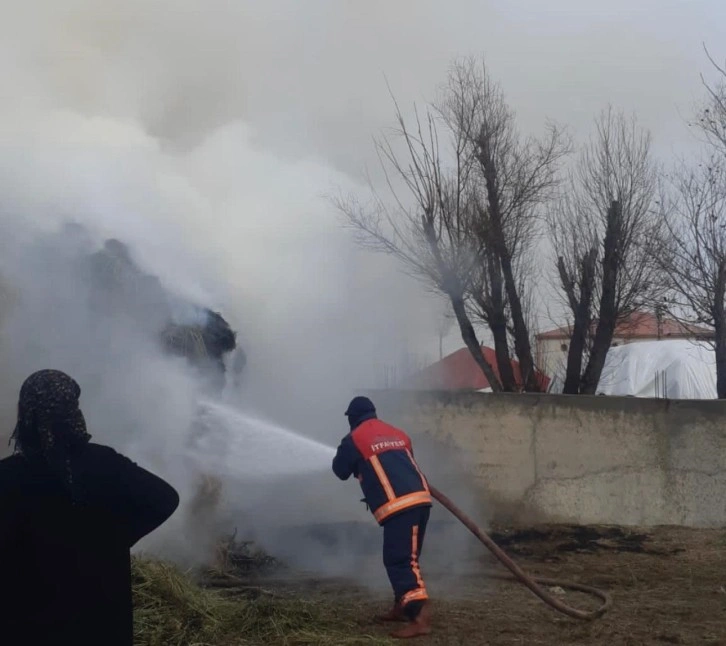 Yüksekova’da 6 bin bağ ot yandı