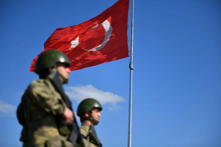 Yunanistan’dan Türkiye’ye gönderilmeye çalışılan 2 kişi yakalandı