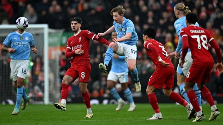 Zirve yarışında puanlar paylaşıldı. Liverpool ile Manchester City, Anfield'da yenişemedi