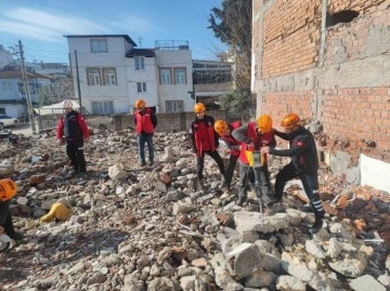 Adıyaman’da uygulamalı deprem tatbikatı yapıldı