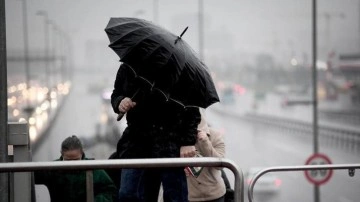 AKOM'dan İstanbul için sağanak uyarısı! Saat verdi