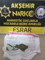 Akşehir’de uyuşturucu kullanmak isteyenlere polis baskını