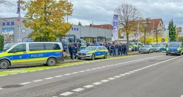 Almanya’da 15 yaşındaki çocuk sınıf arkadaşını başından vurdu