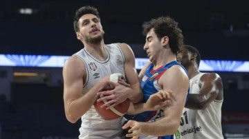 Anadolu Efes, Beşiktaş'ı farklı geçti