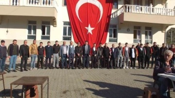 Asker uğurlama geleneğini sürdürüyorlar