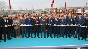 Bakan Uraloğlu açıkladı: 12 dakikalık yol 3 dakikaya indi