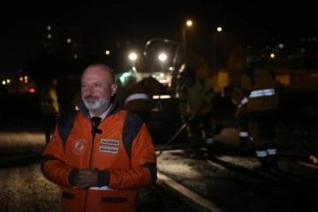 Başkan Çolakbayrakdar, “Geceyi gündüze katıp, asfalt çalışmalarını tamamladık”