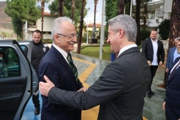 Başkan Oktay, Karayalçın’ı ağırladı