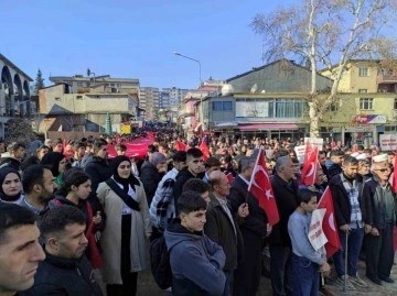 Batman’da binlerce kişi terörü lanetledi