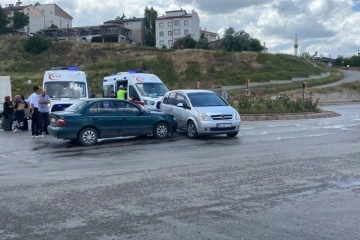 Bayram gezmesinde trafik kazası: 3’ü çocuk 5 yaralı