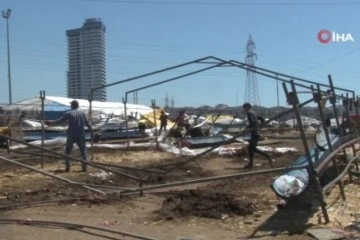 Bayramının son günü Avcılar'daki kurban çadırları toplanmaya başlandı