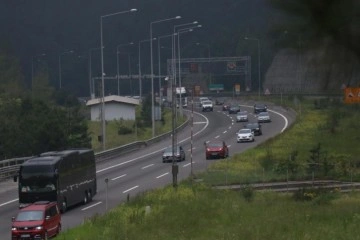 Bolu geçişinde trafik yoğunluğu azaldı