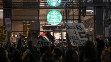 Boykotların hedefindeki Starbucks'ın geliri ocak-mart döneminde düştü