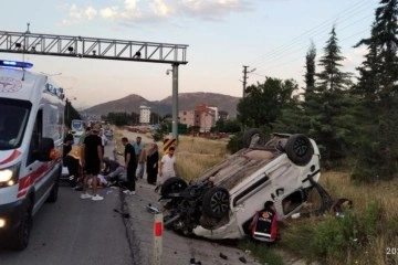 Burdur'da takla atan otomobildeki 5 kişi yaralandı