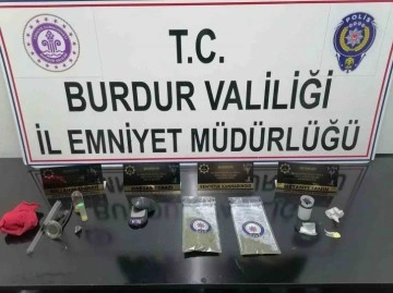 Burdur’da uyuşturucu operasyonu: 13 şahsa işlem yapıldı