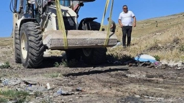 Çankırı'da hafriyat döküm sahasında beton blok bulundu