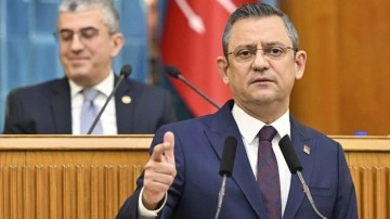 CHP Genel Başkanı Özgür Özel partisinin grup toplantısında konuşuyor