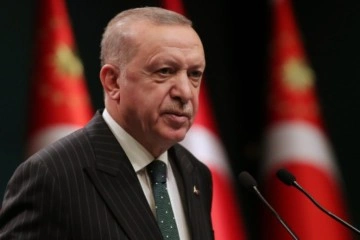 Cumhurbaşkanı Erdoğan, KKTC'de Atatürk Anıtı'na çelenk bıraktı