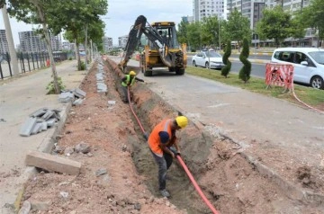 Dicle Elektrik, Kayapınar ve Bağlar’da şebekelerini güçlendiriyor