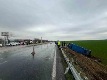 Diyarbakır’da cezaevi aracı devrildi: 13 yaralı