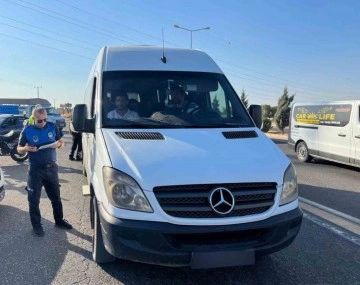 Diyarbakır’da zabıtadan korsan araç denetimi: 5 araç trafikten men edildi