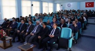 DPÜ’de “Bir Sevda, Bir Dua, Bir Davadır, Beklenendir Türkiye” konulu konferans