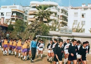 Efsane futbolcular Başkan Günel’in davetiyle son kez maça çıkacaklar