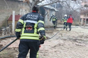 Elazığ itfaiyesi bir yılda 3 bin 181 olaya müdahale etti