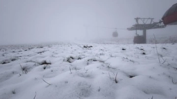 Erciyes mayısta bembeyaz oldu