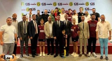 Eskişehirspor’un yeni sezon formaları tanıtıldı