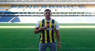 Fenerbahçe, Mert Müldür’ü kadrosuna kattı