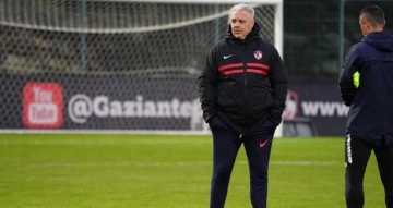 Gaziantep FK, Marius Sumudica ile anlaştı