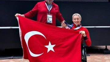 Hamide Doğangün’den Dünya Şampiyonası’nda 3 bronz madalya