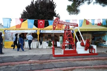 HEMŞEHRİ DERNEKLERİ FESTİVALİ RENKLİ GÖRÜNTÜLERLE BAŞLADI   