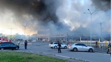 Hipermarkete bomba yağdı! Ölü ve çok sayıda yaralı var