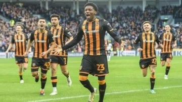 Hull City Premier Lig'e göz kırptı