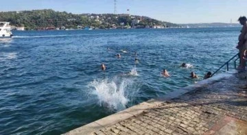 İstanbul’da sıcaktan bunalan vatandaşlar soluğu sahilde aldı