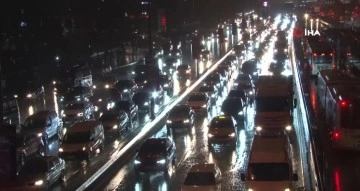 İstanbul’da trafik yüzde 87’ye ulaştı