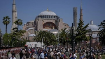 İstanbul'un tarihi mekanlarında bayram hareketliliği