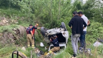 Karabük'te mucize! Otomobiliyle 150 metre uçan sürücü yara almadan kurtuldu