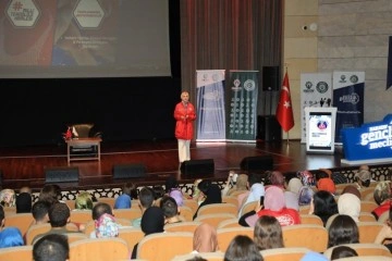 Karatay’da “Milli Teknoloji Hamlesi ve Teknofest” söyleşisi gerçekleştirildi